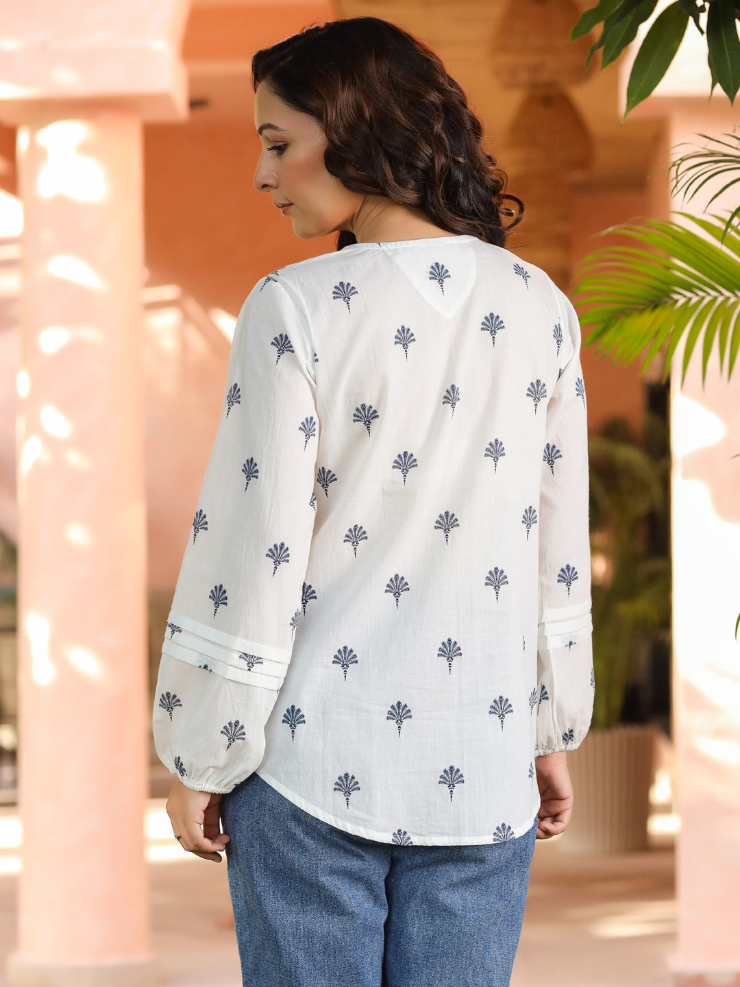 Women White Floral Print Puff Sleeve Cotton Top