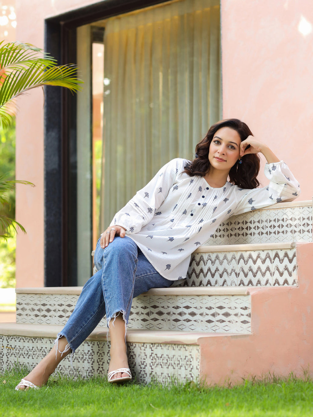 Women White Floral Print Puff Sleeve Cotton Top
