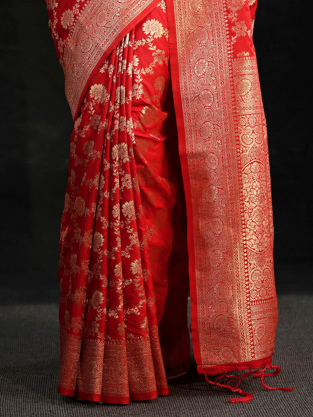 Vermilion Red Banarasi Silk Blend Saree