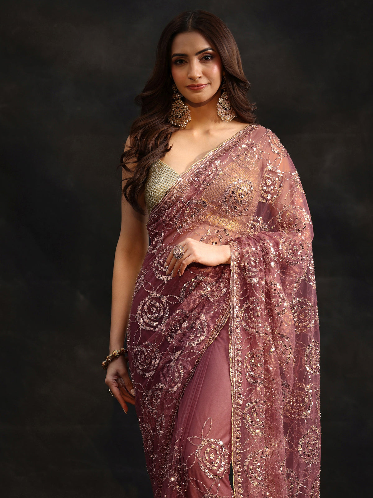 Art Mauve Sequinned Rosette Design Net Saree