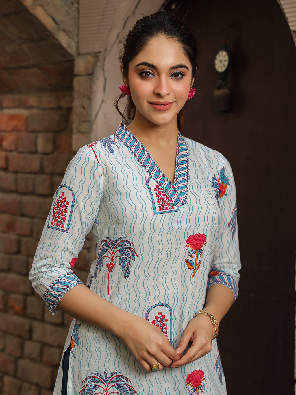 Women Blue & Off White Ethnic Motifs Printed Pure Cotton Kurti