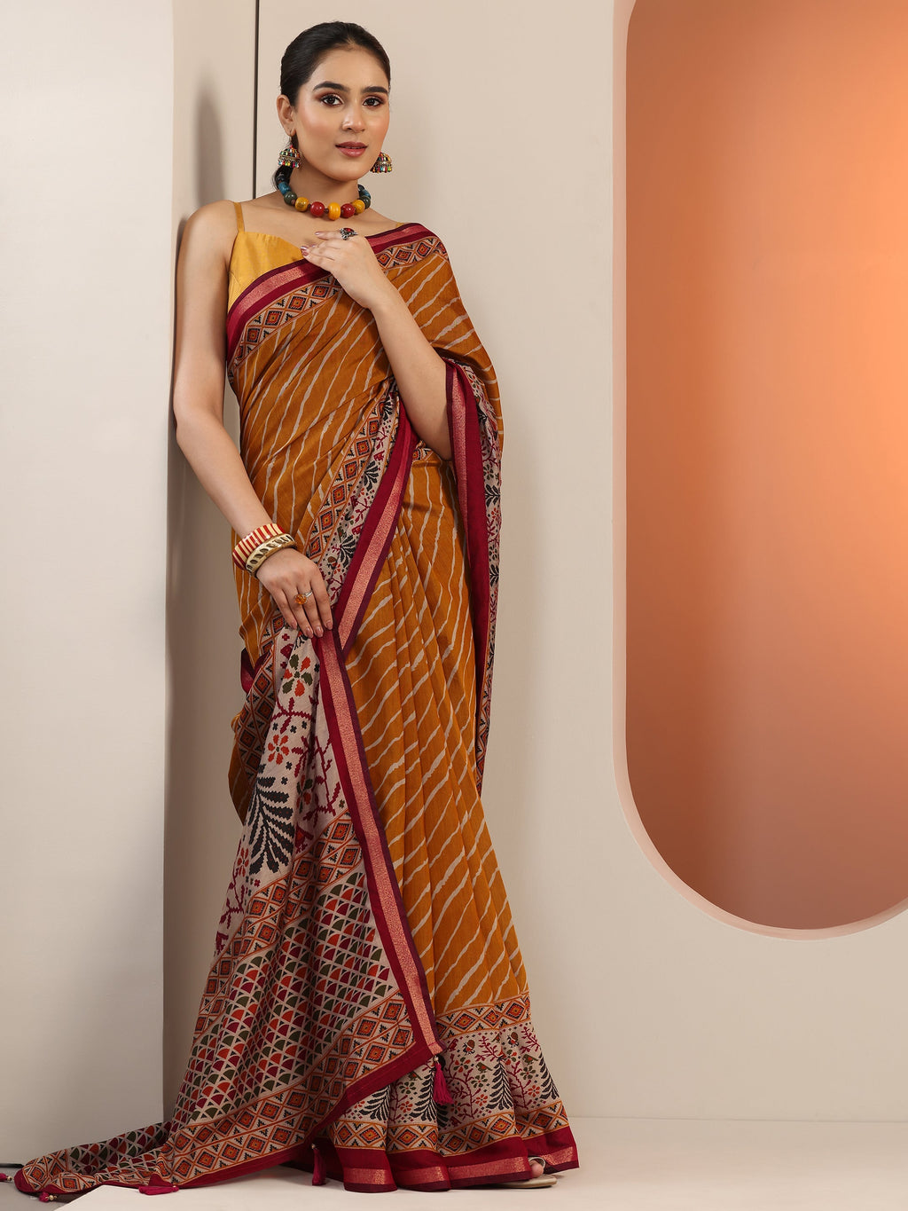 Mustard Leheriya Printed Cotton Blend Saree With Unstitched Blouse Piece