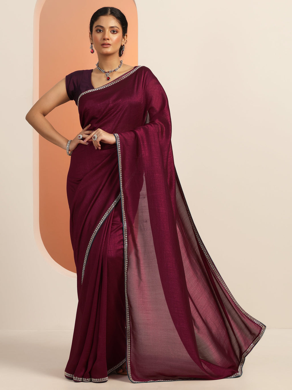 Burgundy Solid Silk Blend Saree With Unstitched Blouse Piece