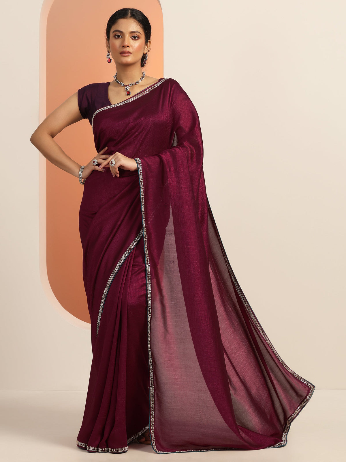 Burgundy Solid Silk Blend Saree With Unstitched Blouse Piece