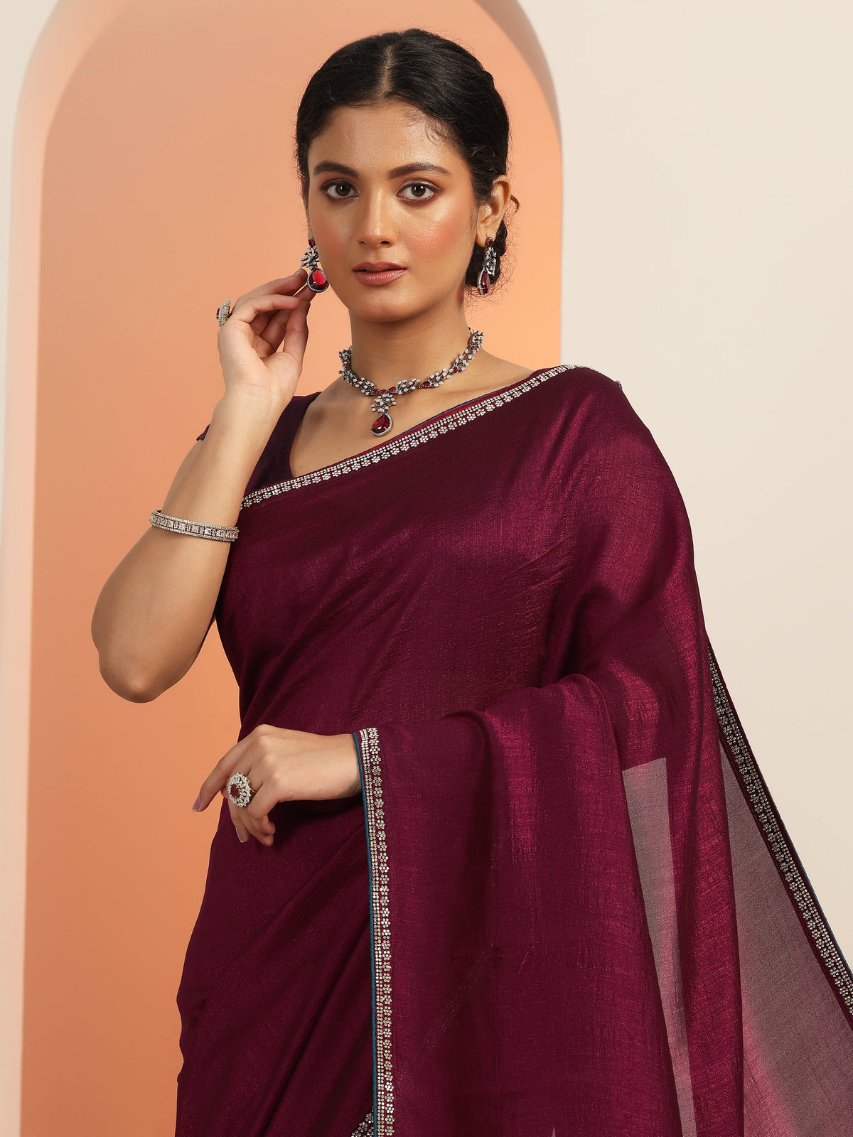 Burgundy Solid Silk Blend Saree With Unstitched Blouse Piece
