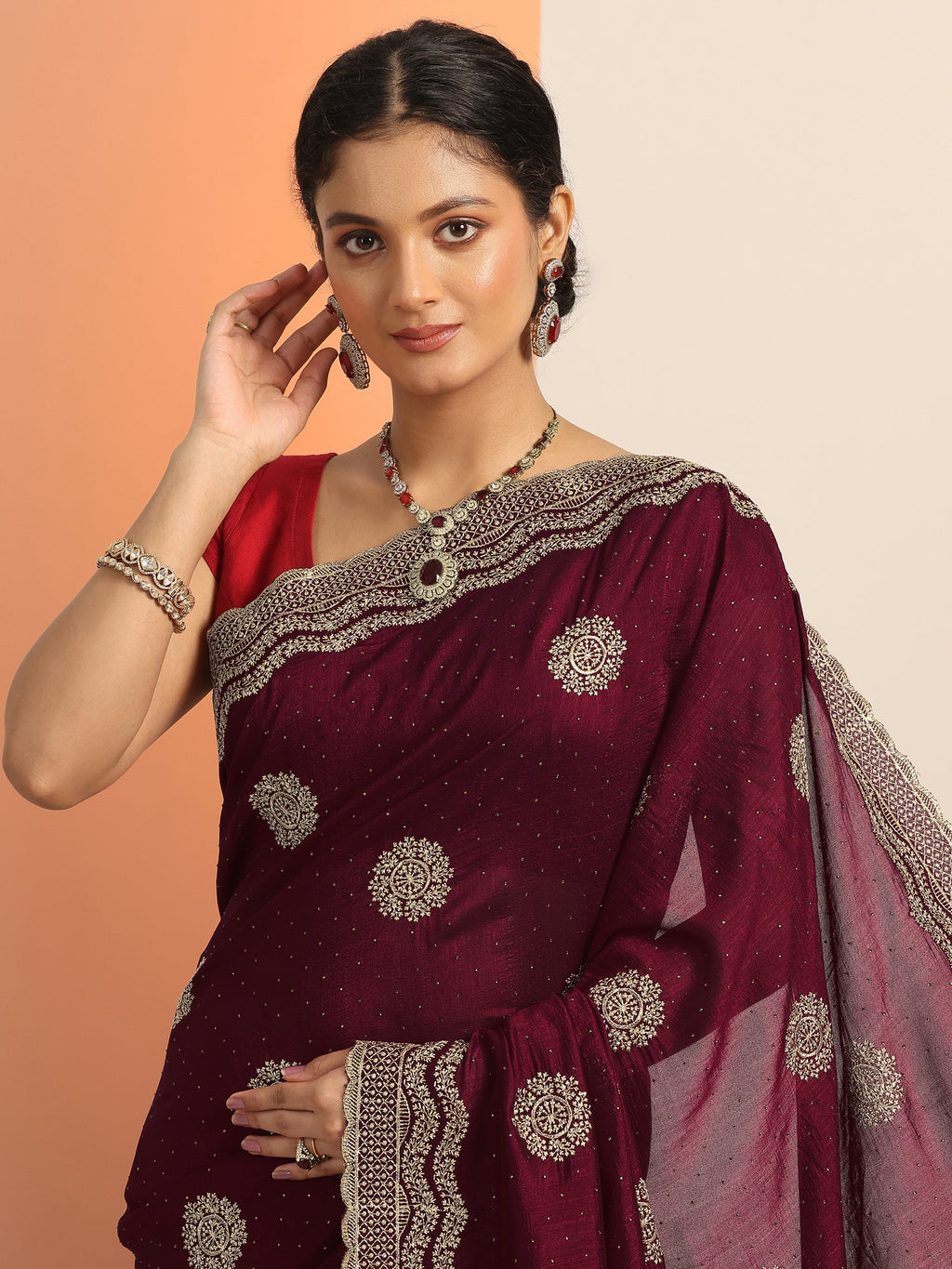 Maroon Embellished Silk Blend Saree With Unstitched Blouse Piece