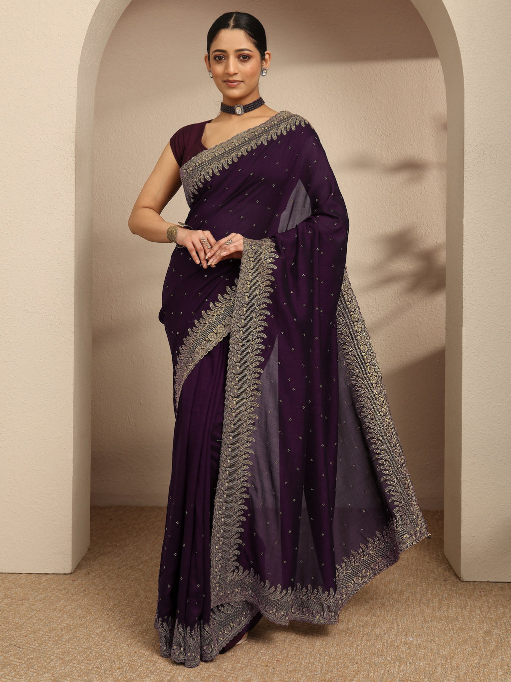 Burgundy Embellished Silk Blend Saree With Unstitched Blouse Piece
