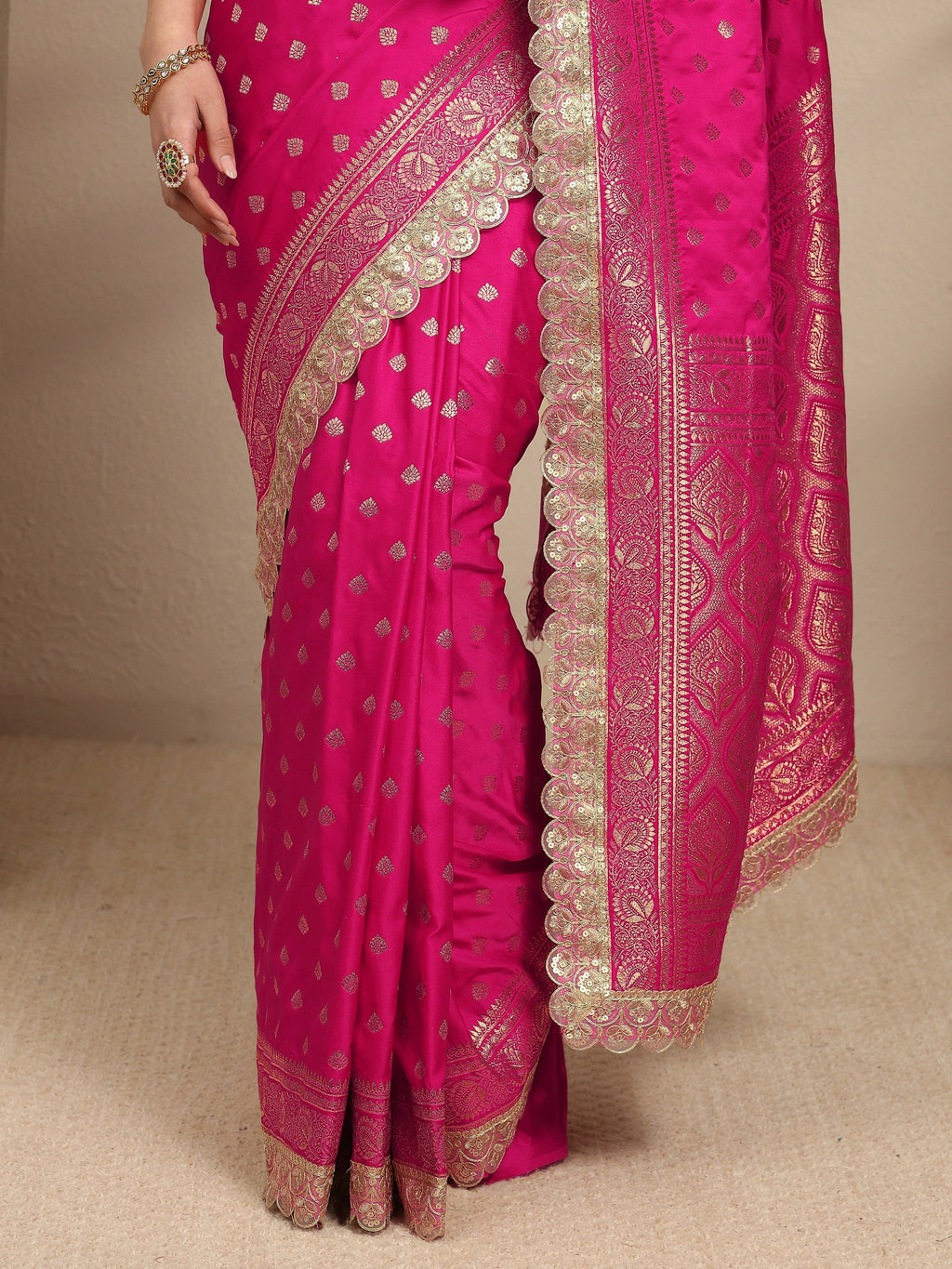 Pink Ethnic Motifs Woven Design Silk Blend Saree With Unstitched Blouse Piece