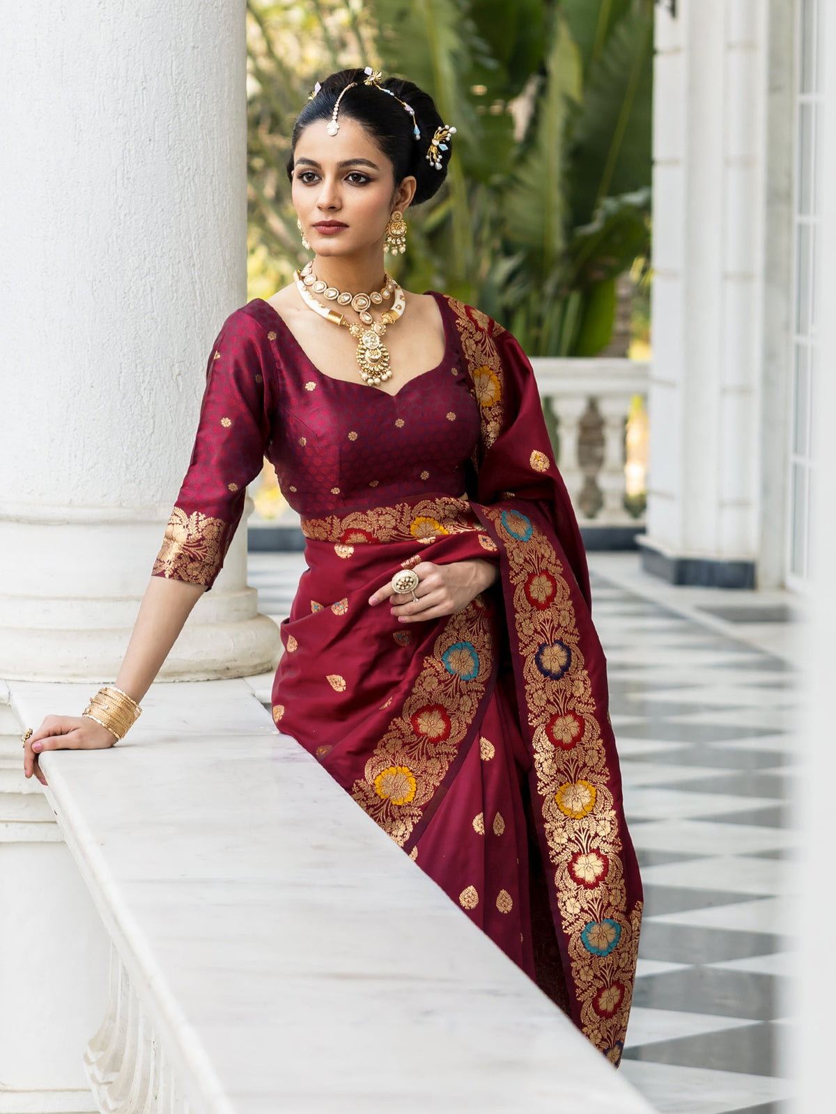 Maroon Woven Design Silk Blend Saree With Unstitched Blouse Piece