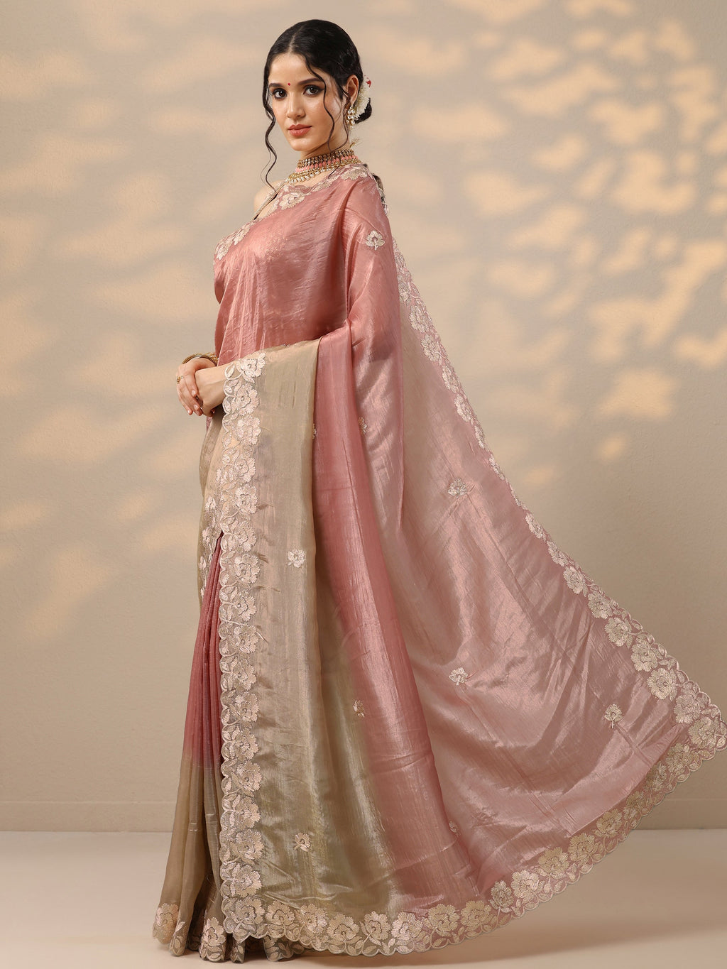Peach Embroidered Organza Saree With Unstitched Blouse Piece