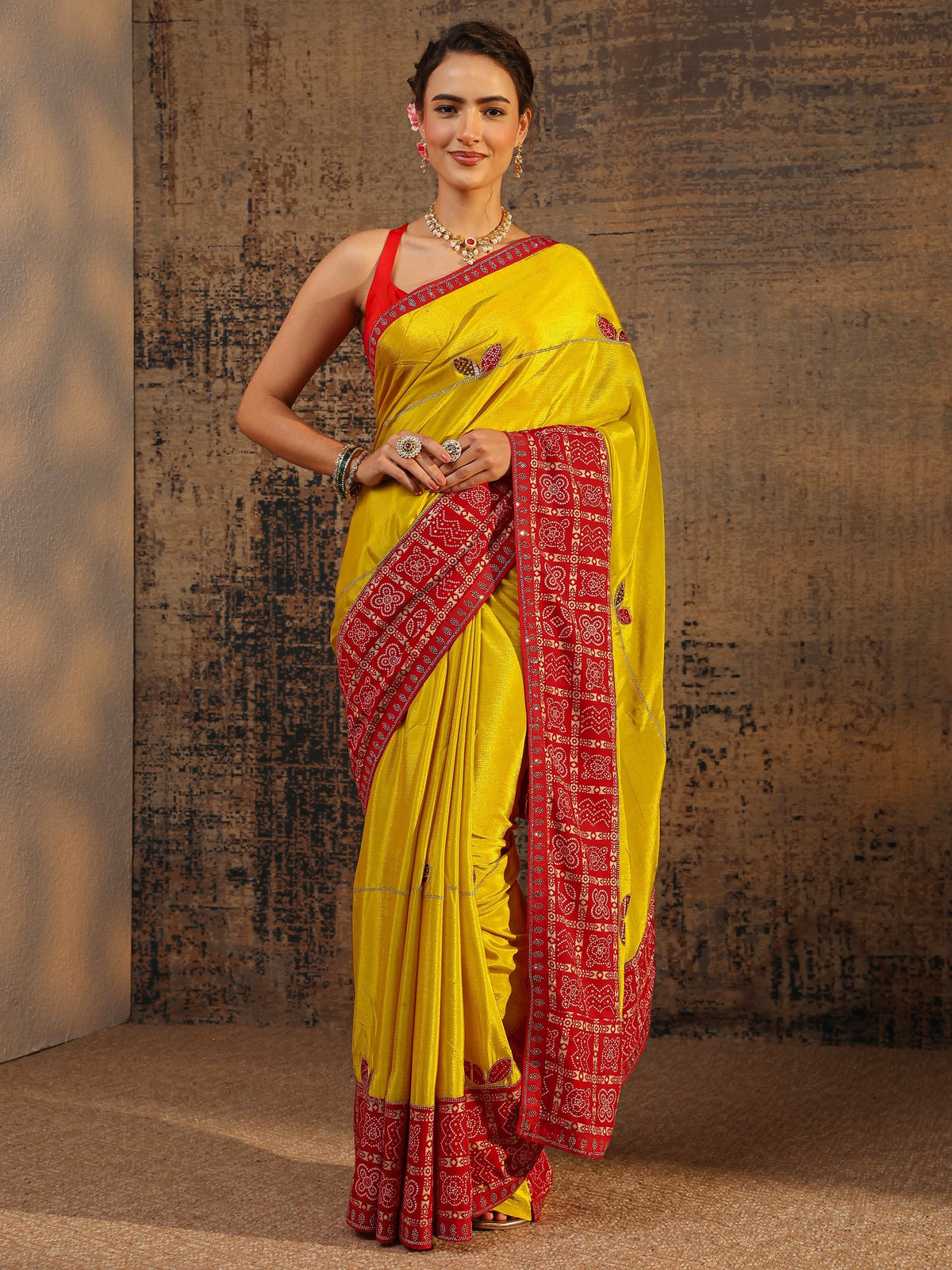 Mustard Bandhani Embellished Silk Blend Saree With Unstitched Blouse Piece