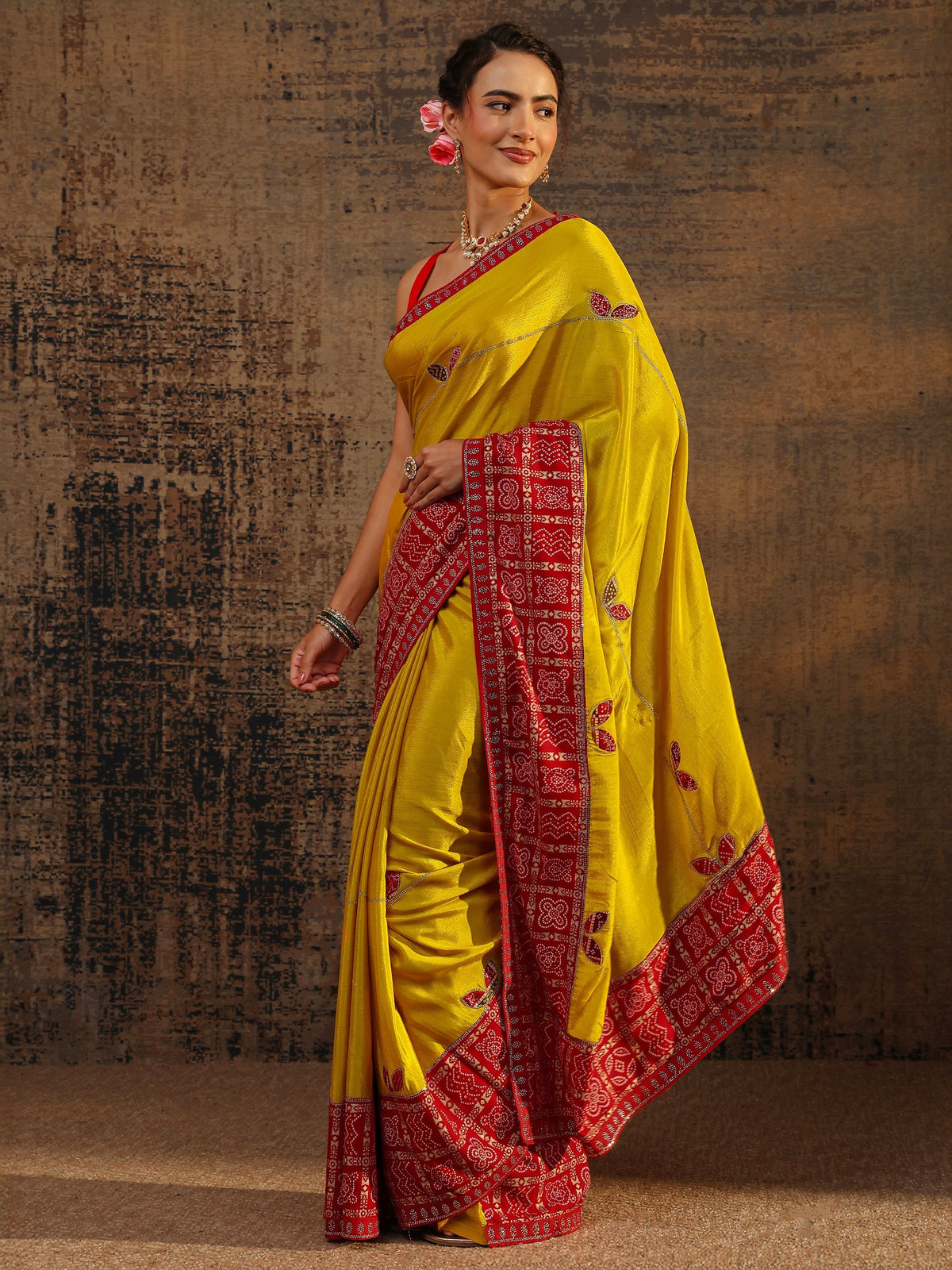 Mustard Bandhani Embellished Silk Blend Saree With Unstitched Blouse Piece