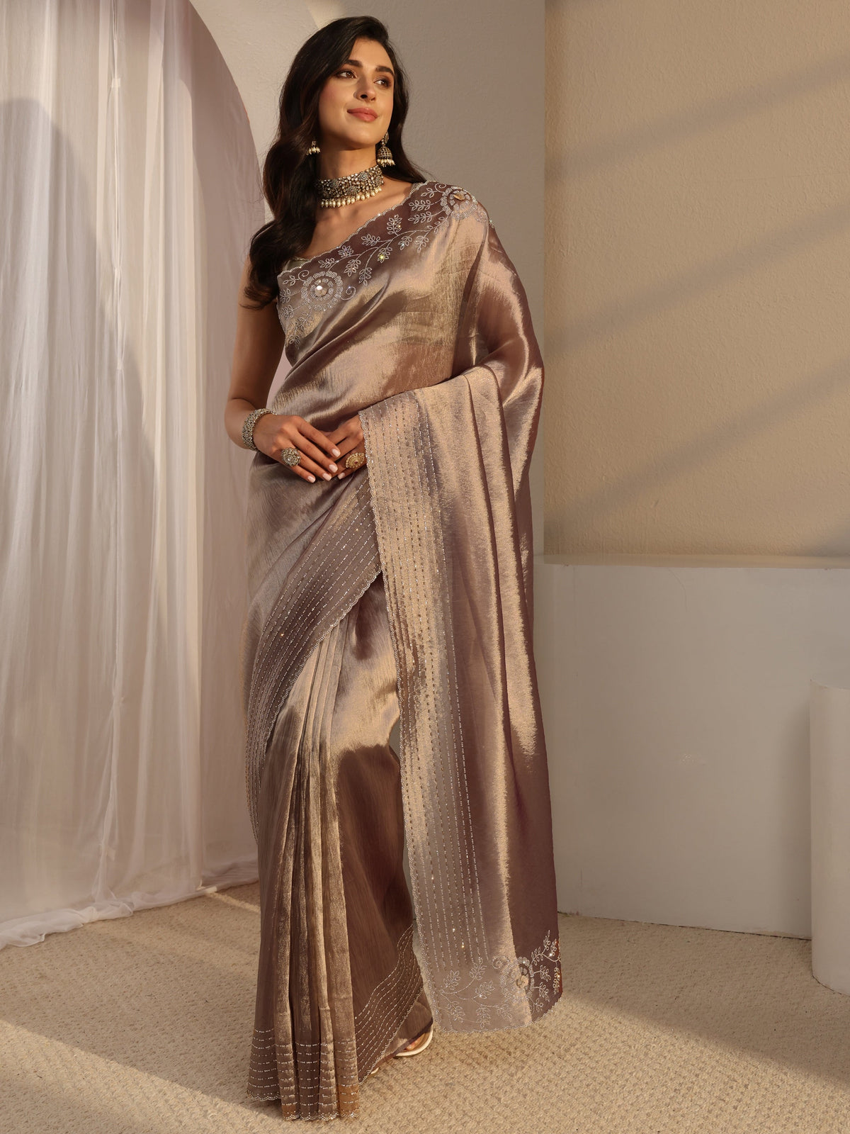 Mauve Embellished Chiffon Saree With Unstitched Blouse Piece