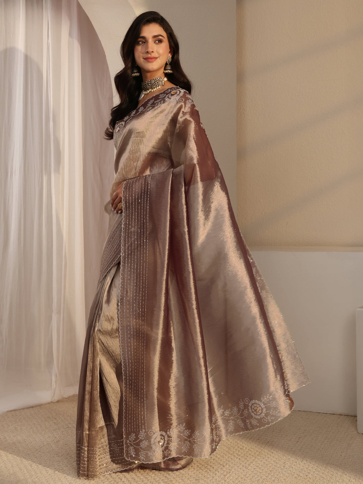 Mauve Embellished Chiffon Saree With Unstitched Blouse Piece