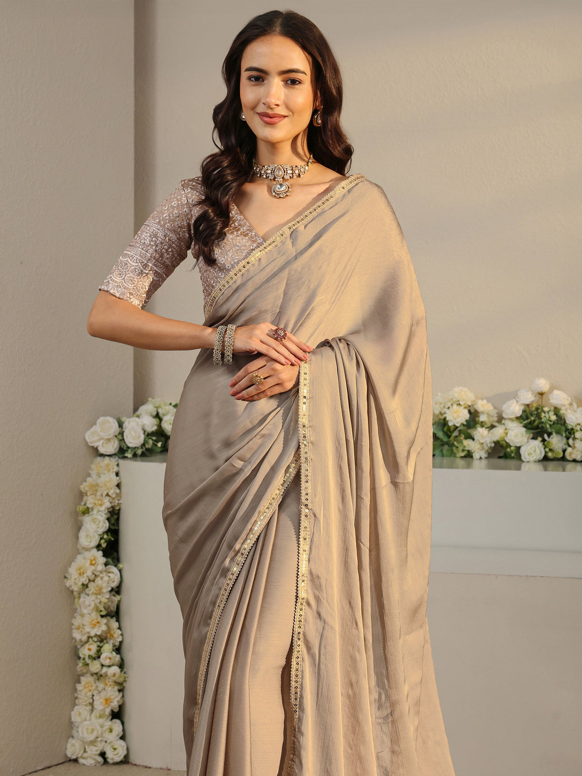Beige Solid Chiffon Saree With Unstitched Blouse Piece