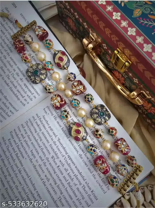 natural beads and colorful balls nacklace