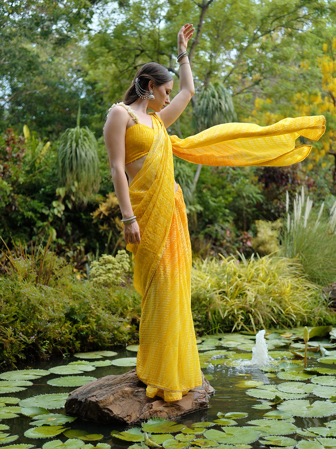 Mustard Bandhani Printed Chiffon Saree With Unstitched Blouse Piece
