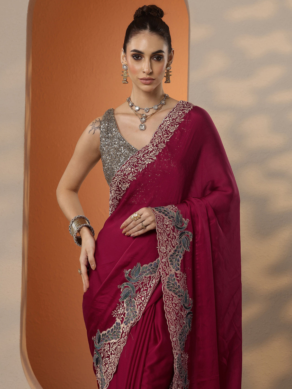 Red Solid Chiffon Saree With Unstitched Blouse Piece