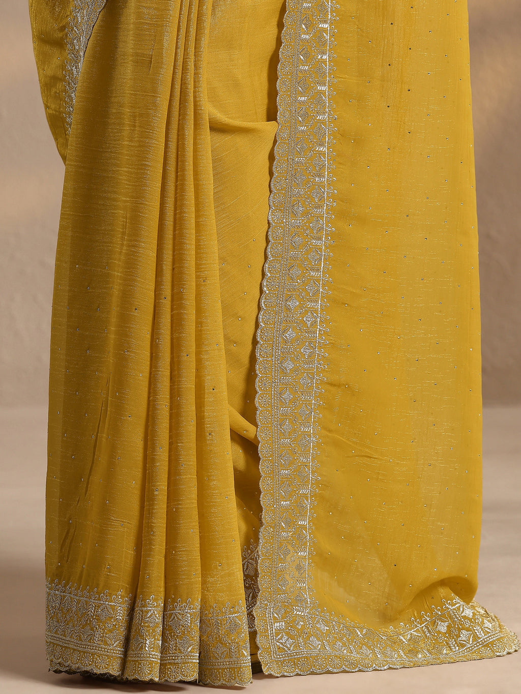 Yellow Embellished Silk Blend Saree With Unstitched Blouse Piece