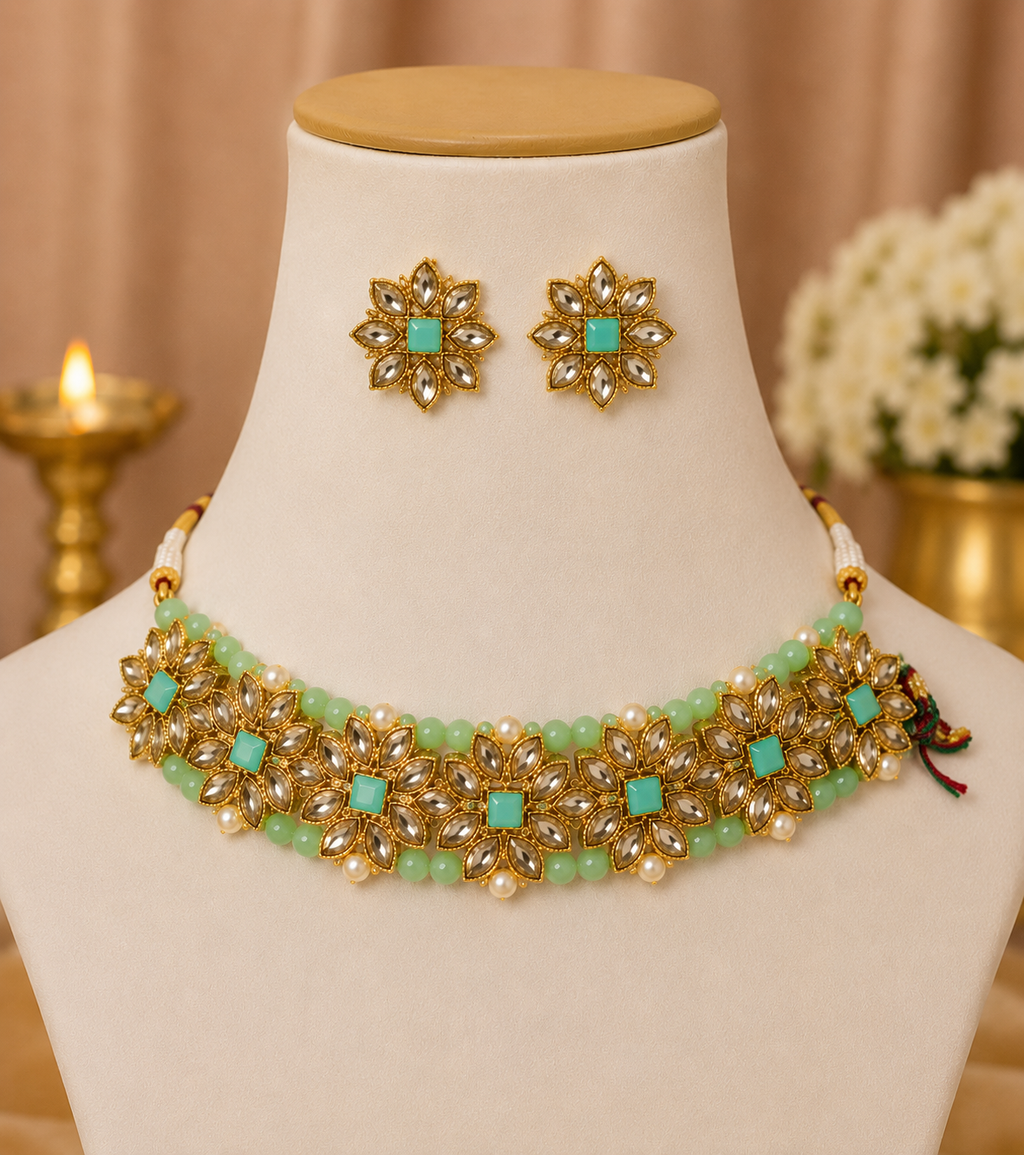 Golden woman set