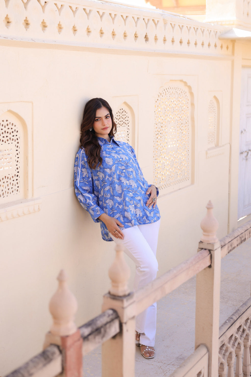 Women Relaxed Floral Printed Casual Shirt