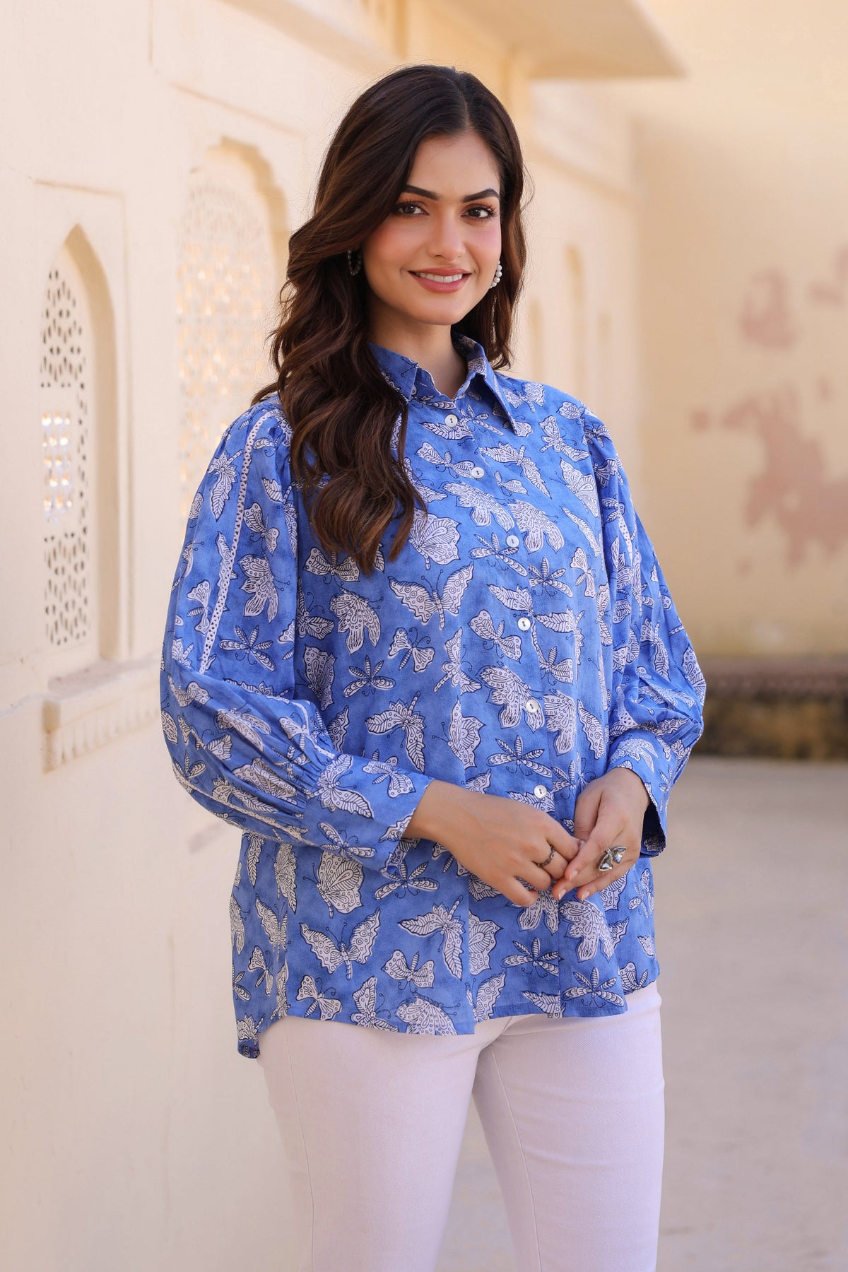 Women Relaxed Floral Printed Casual Shirt