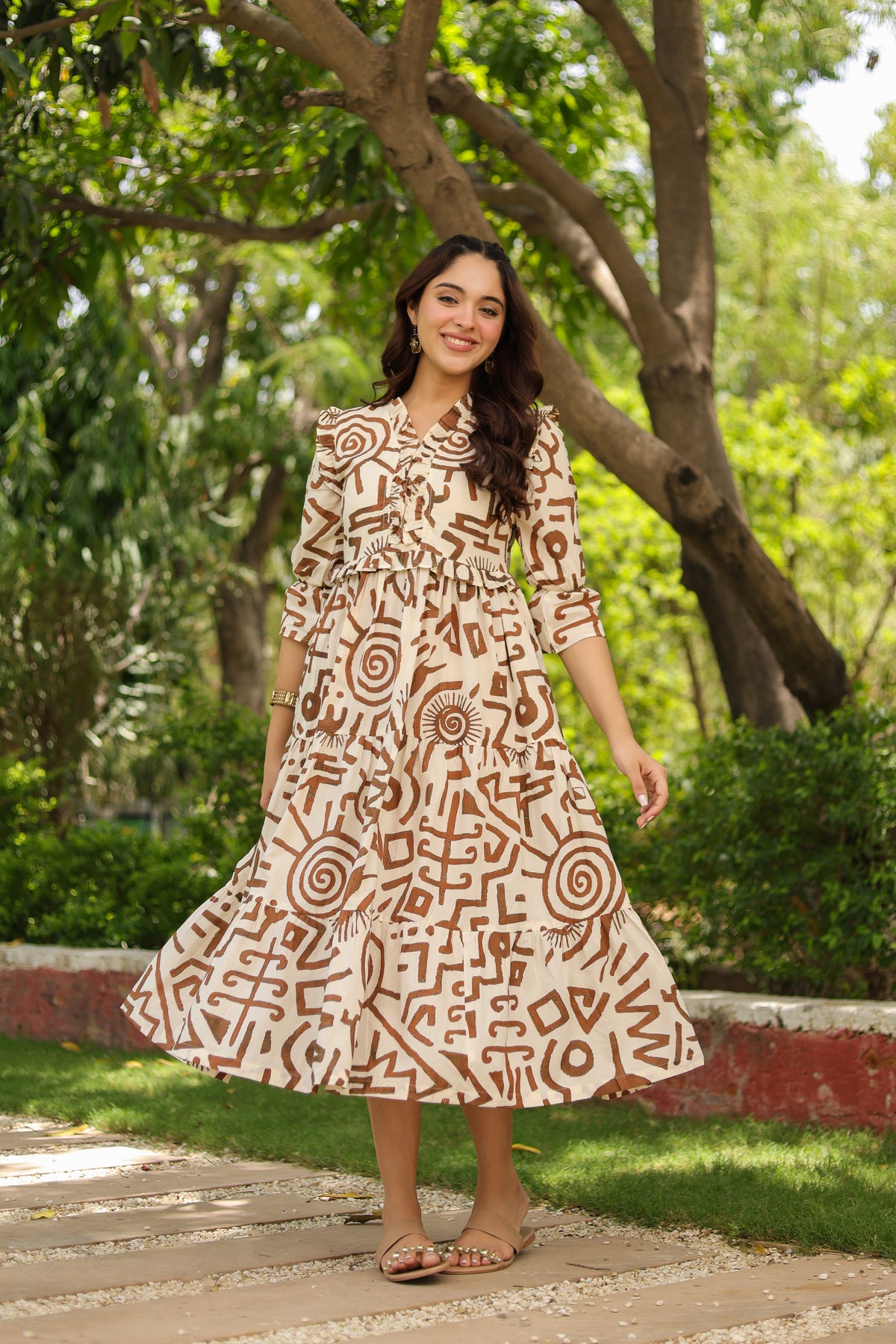 Women Abstract Printed Pure Cotton Tiered Fit & Flare Midi Dress