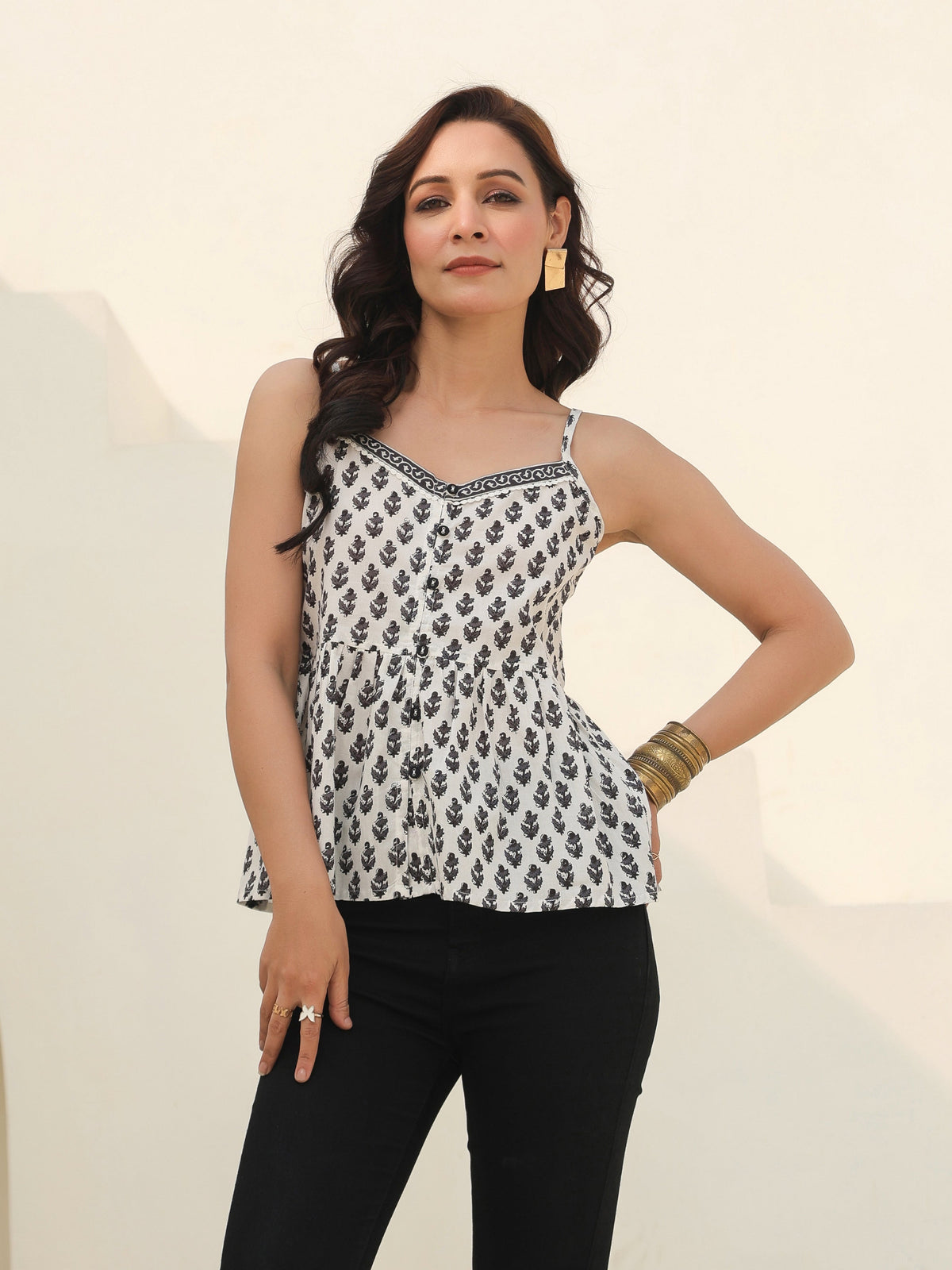 Women Floral Printed Shoulder Straps Top