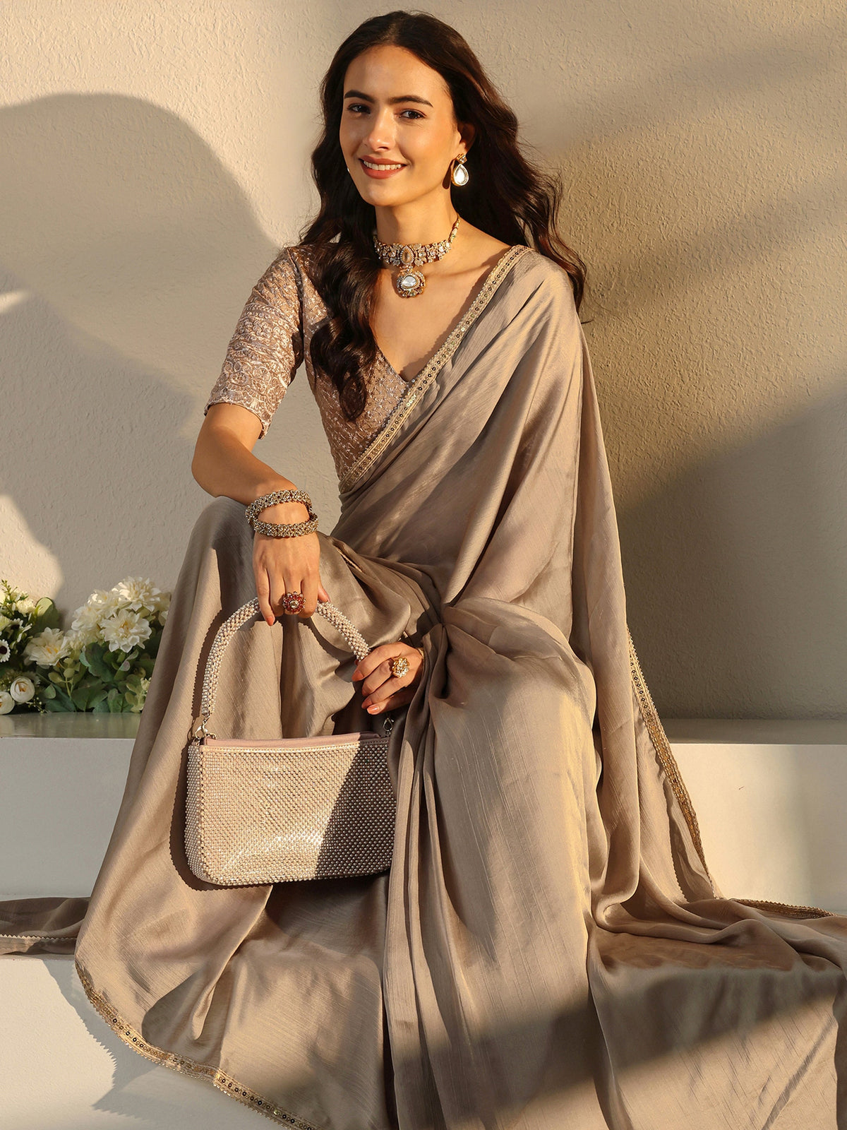 Beige Solid Chiffon Saree With Unstitched Blouse Piece