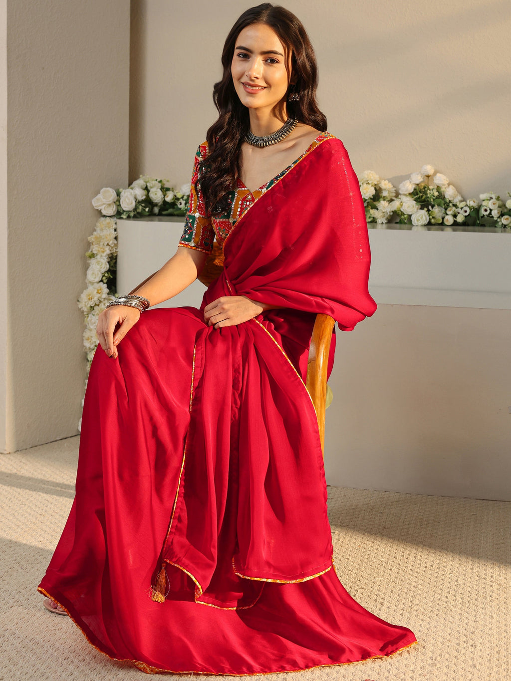 Red Solid Chiffon Saree With Unstitched Blouse Piece