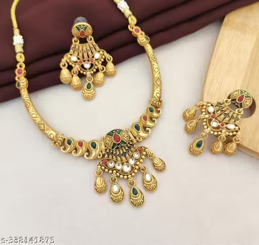 necklace and earrings set
